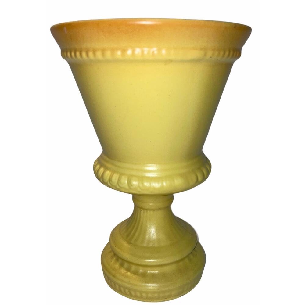 Vintage Haeger Ombre orange to yellow tall vase in EUC